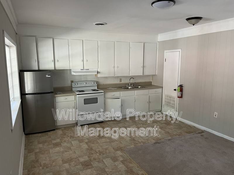 Apartment for rent at 301 Sunset Dr #9, Fuquay Varina, NC 27526