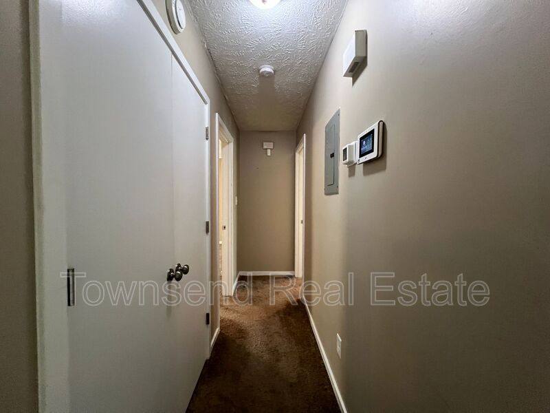 House for rent at 420 Mangum Court, Fayetteville, NC 28314
