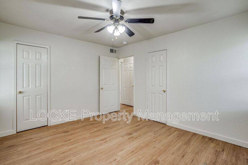 Apartment for rent at 3419 S University Dr #D, Fort Worth, TX 76109
