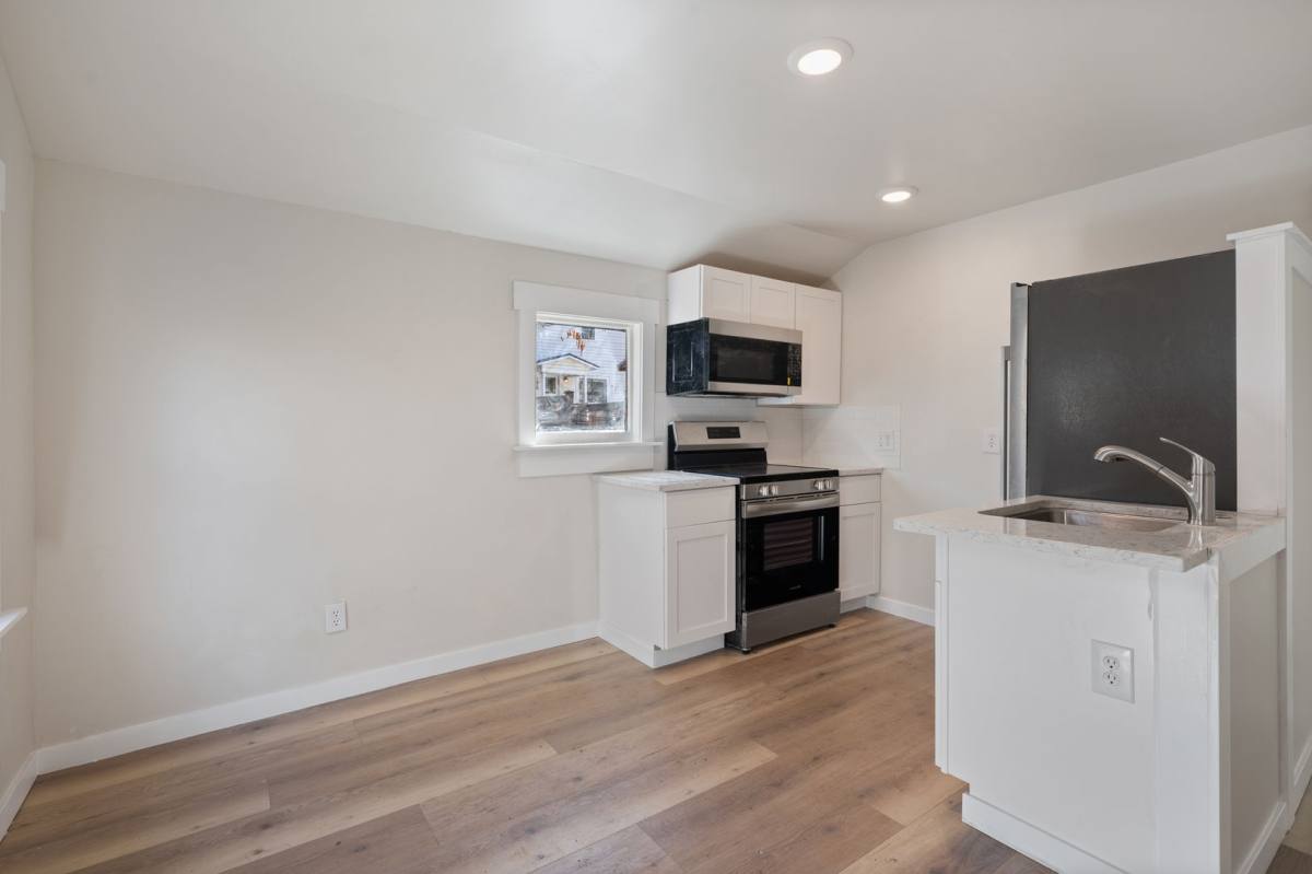 House for rent at 727 NW Georgia Ave, Bend, OR 97703