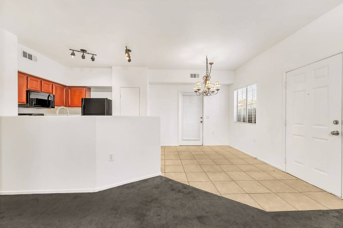 Apartment for rent at 10245 S Maryland Parkway, Las Vegas, NV 89183