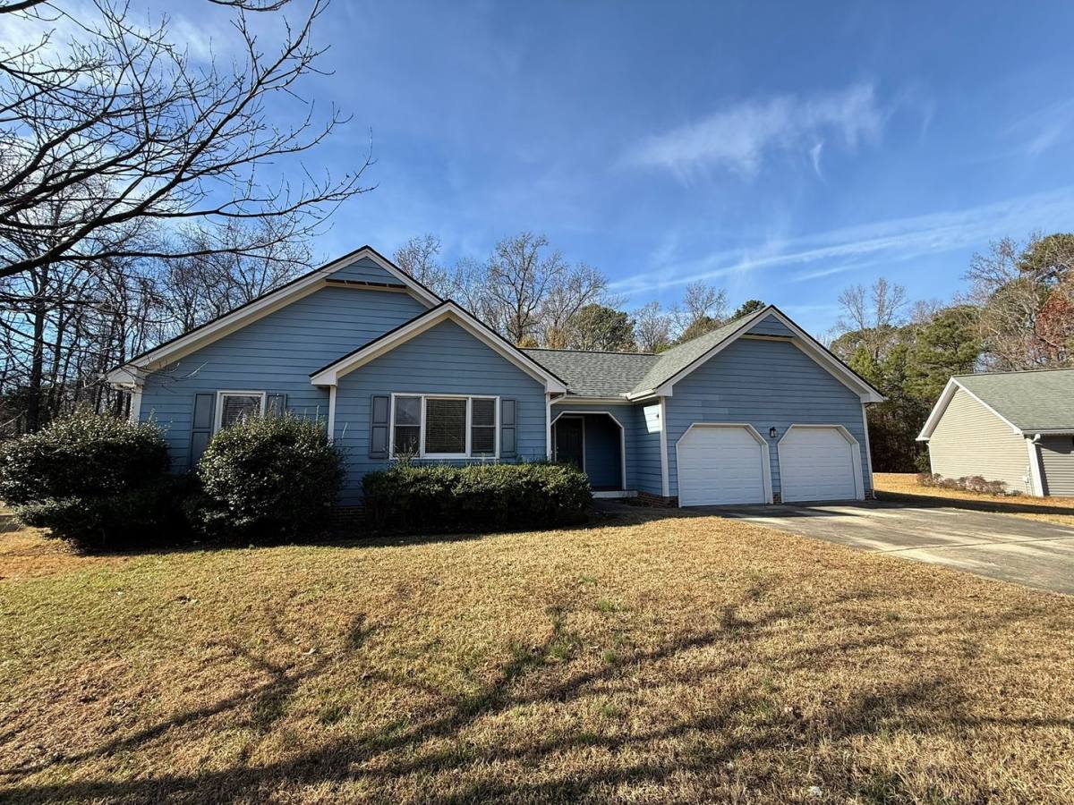 House for rent at 405 Avent Circle, Holly Springs, NC 27540