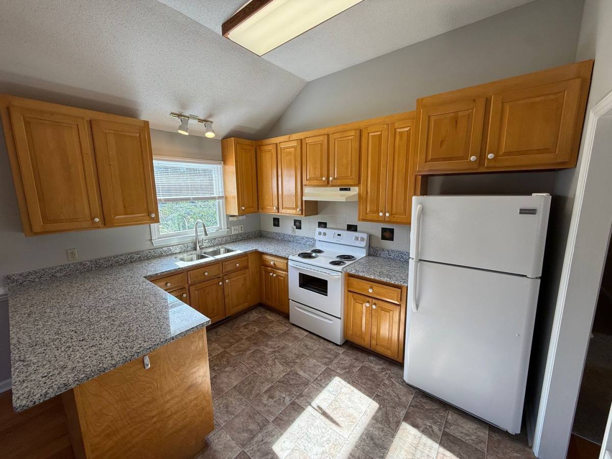 House for rent at 405 Avent Circle, Holly Springs, NC 27540