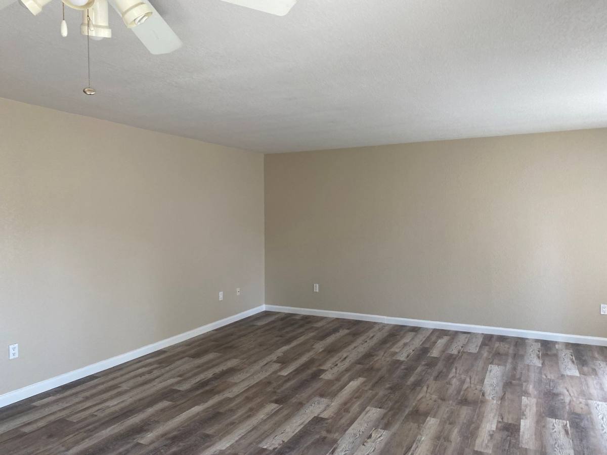 Apartment for rent at 3905 Dale Rd, Modesto, CA 95356