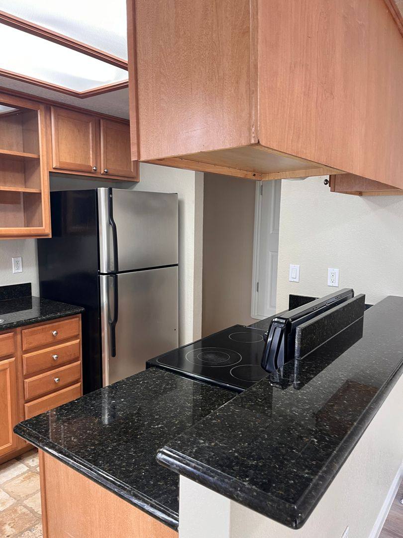 Apartment for rent at 3905 Dale Rd, Modesto, CA 95356
