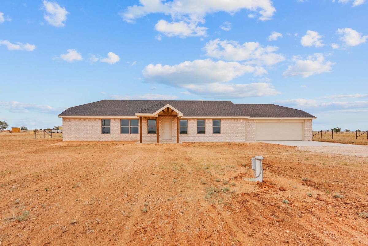 House for rent at 14820 N Cr, Shallowater, TX 79363