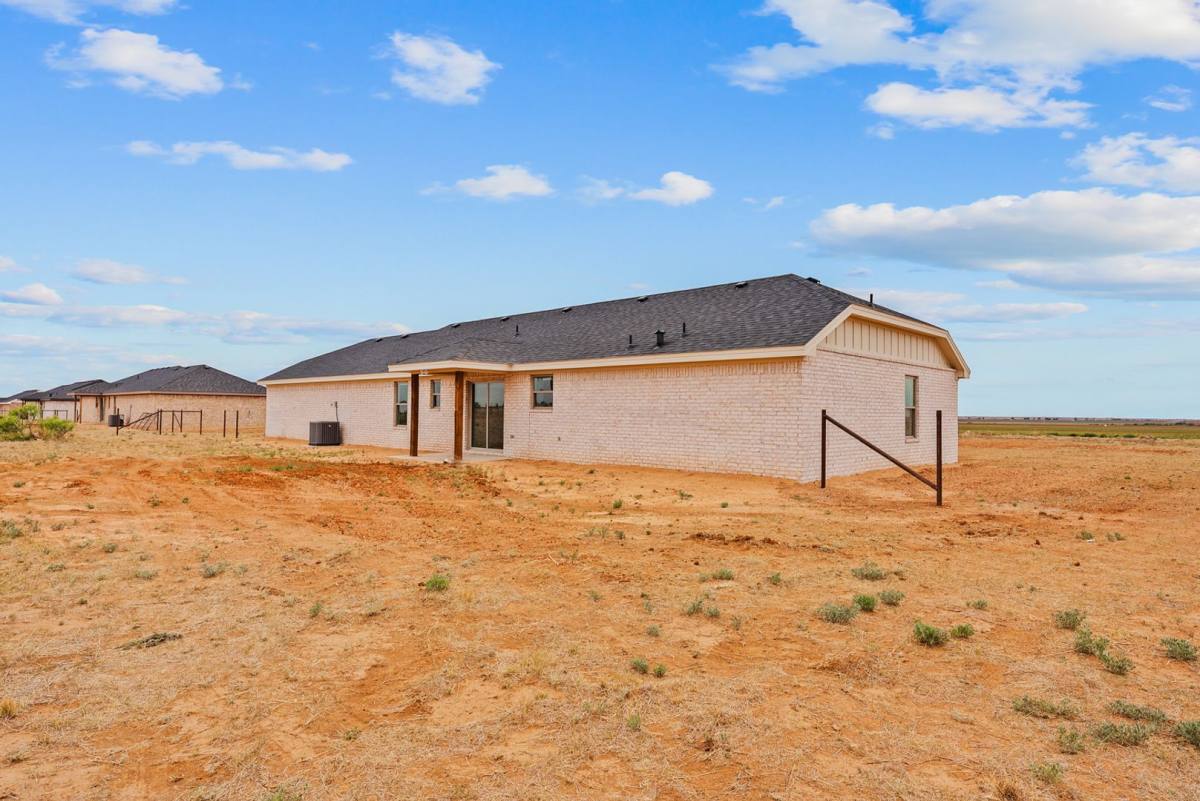 House for rent at 14820 N Cr, Shallowater, TX 79363