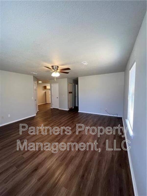 Apartment for rent at 5702 Sara St #A, Fayetteville, AR 72704