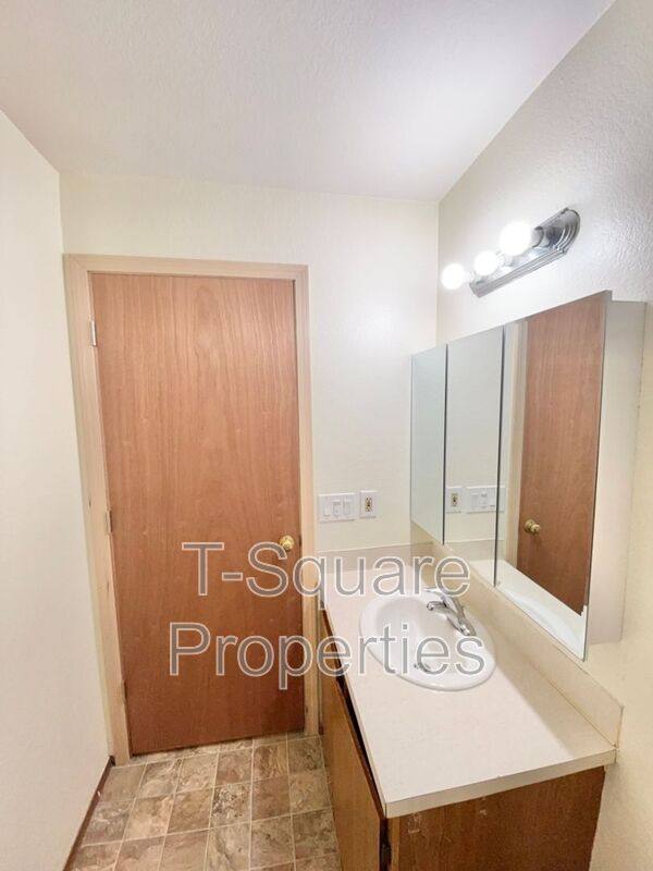 Apartment for rent at 9719 Holly Dr #107, Everett, WA 98204