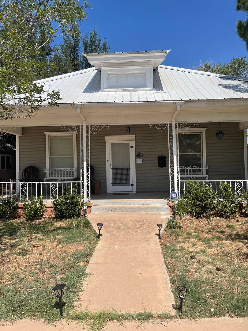 House for rent at 103 S Missouri, Roswell, NM 88203