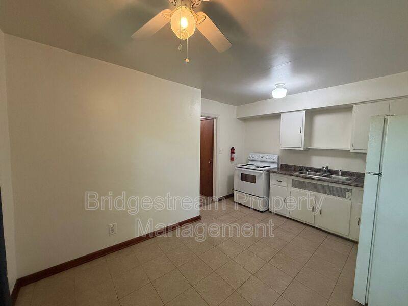 Apartment for rent at 426 Wonderly Ave #3, Dayton, OH 45419