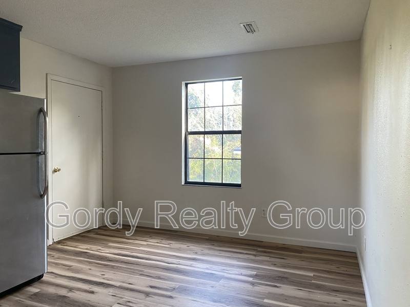 House for rent at 2764 Wynn St, Marianna, FL 32448