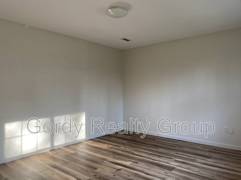 House for rent at 2764 Wynn St, Marianna, FL 32448