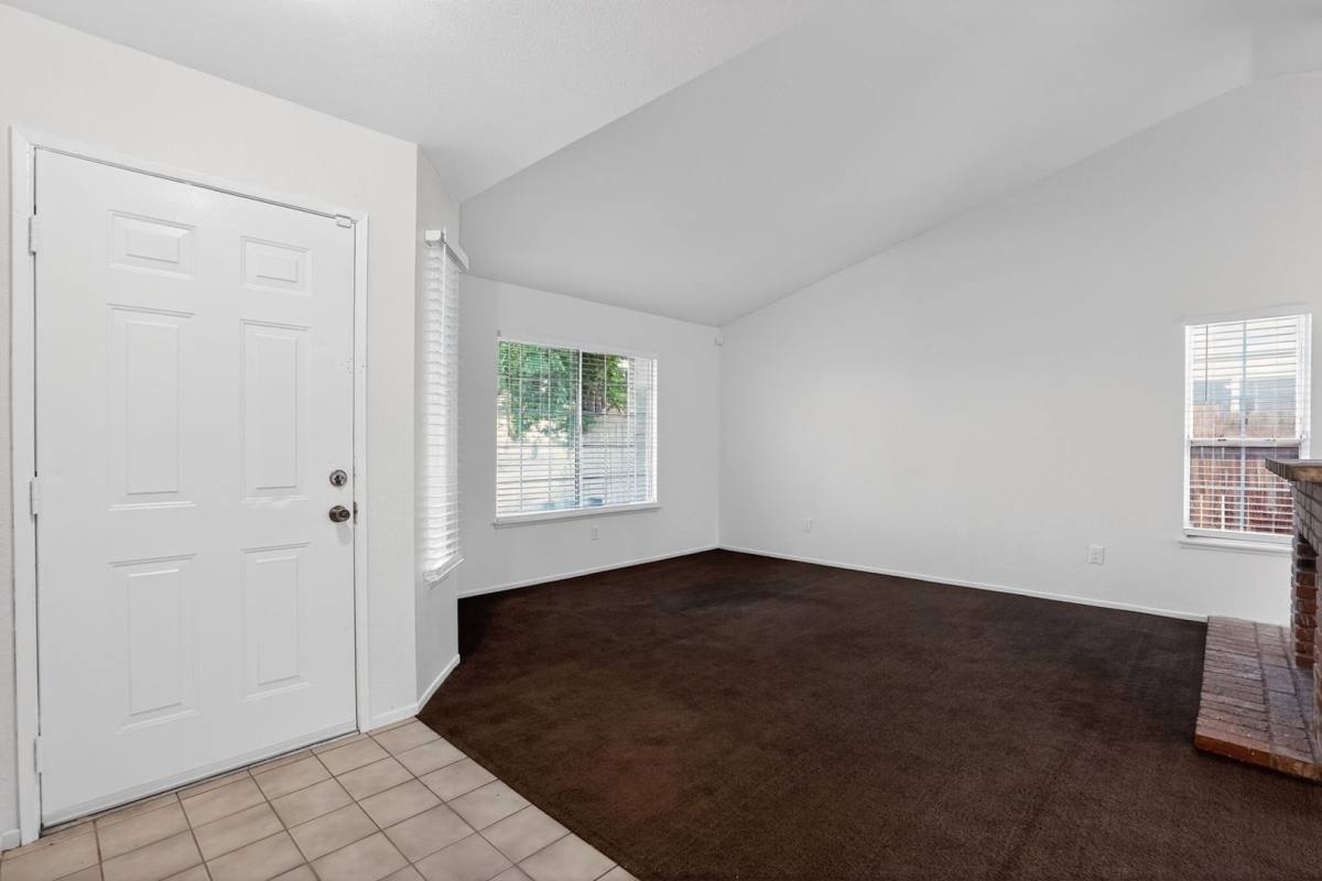 House for rent at 705 Desert Calico Dr, Lancaster, CA 93534