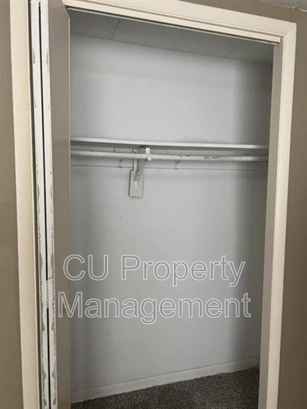 Apartment for rent at 713 W Church St #6, Champaign, IL 61821