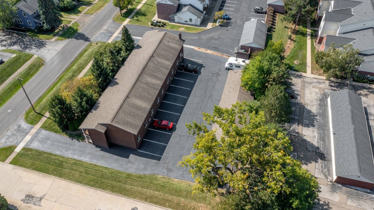 Apartment for rent at 513-531 Center Ave, Cuyahoga Falls, OH 44221