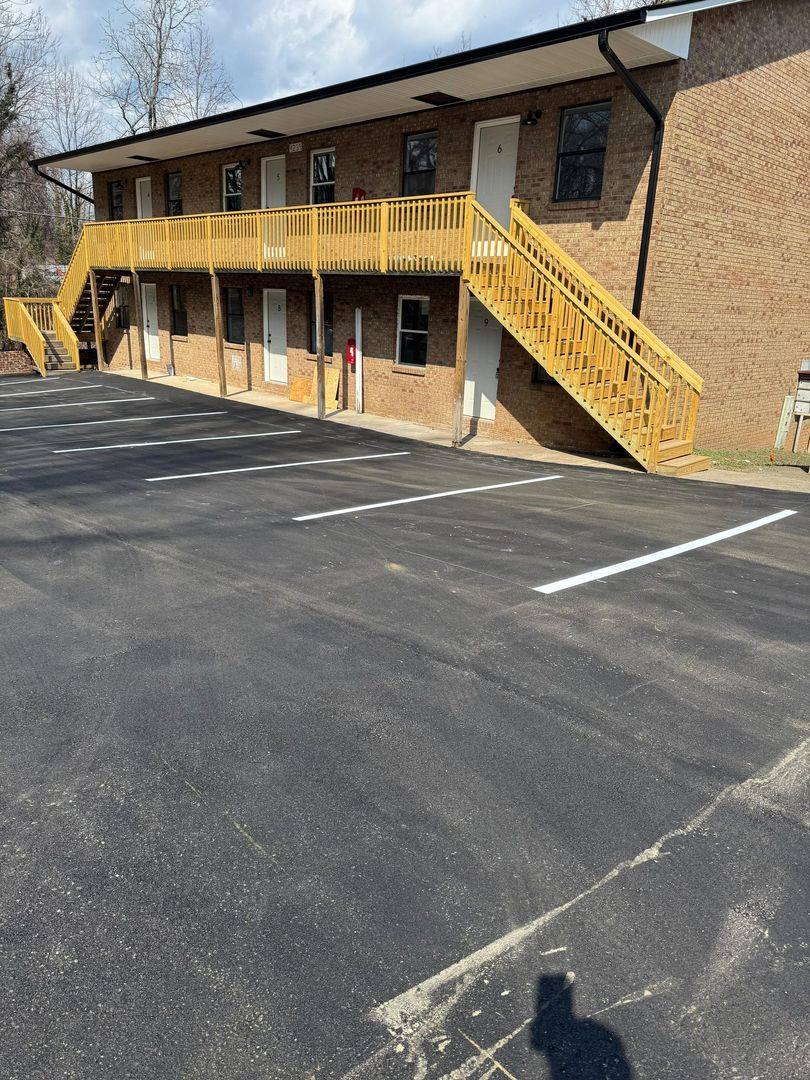 Apartment for rent at 4239 Brownsboro Rd, Winston Salem, NC 27106