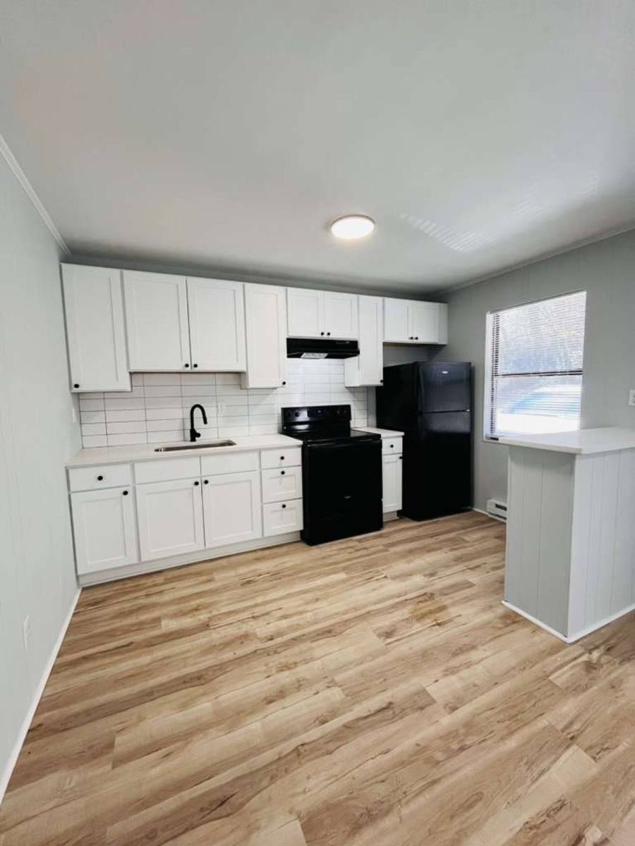 Apartment for rent at 4239 Brownsboro Rd, Winston Salem, NC 27106