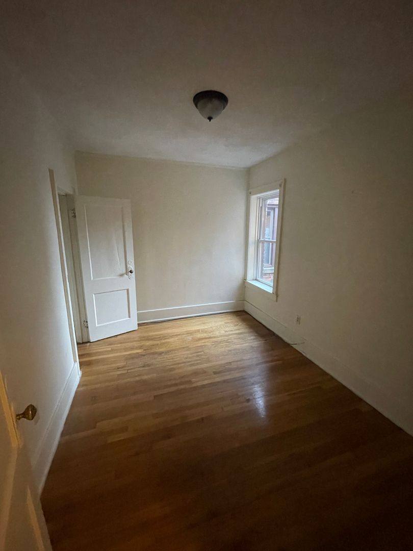 Apartment for rent at 506 Kirby, Detroit, MI 48202