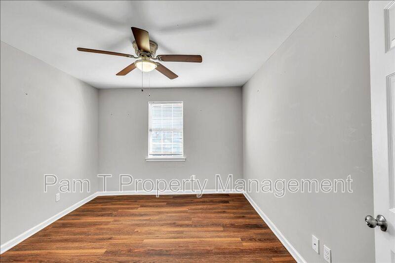 Apartment for rent at 1024 W 39th St, Savannah, GA 31415