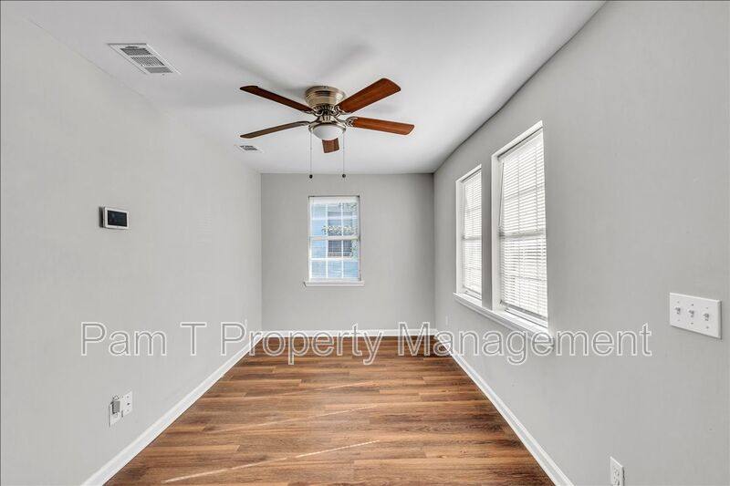 Apartment for rent at 1024 W 39th St, Savannah, GA 31415