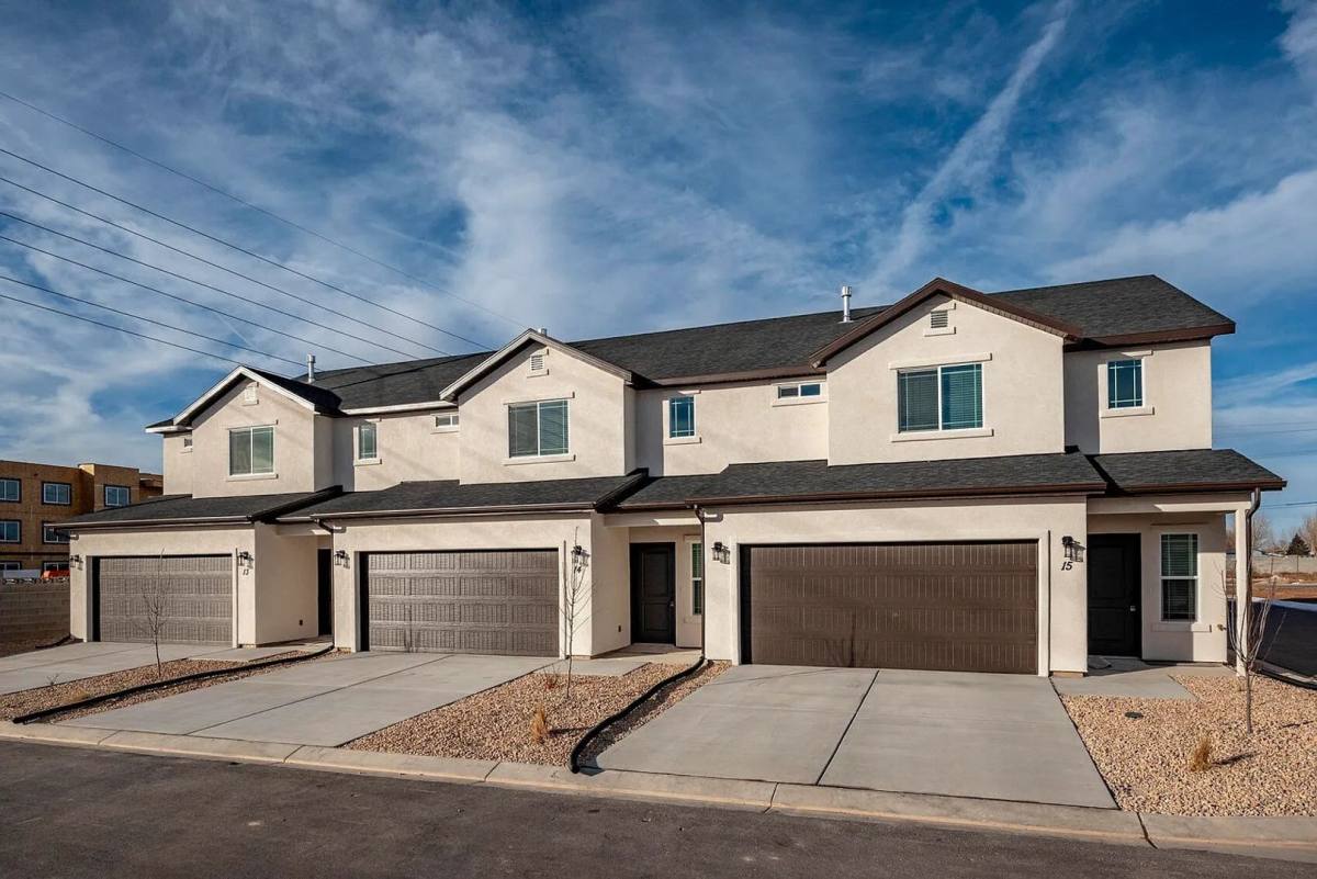 Townhouse for rent at 4283 W Highway 56, Cedar City, UT 84720