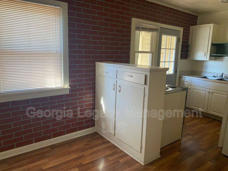Apartment for rent at 44 Andrews Court #103, Toccoa, GA 30577