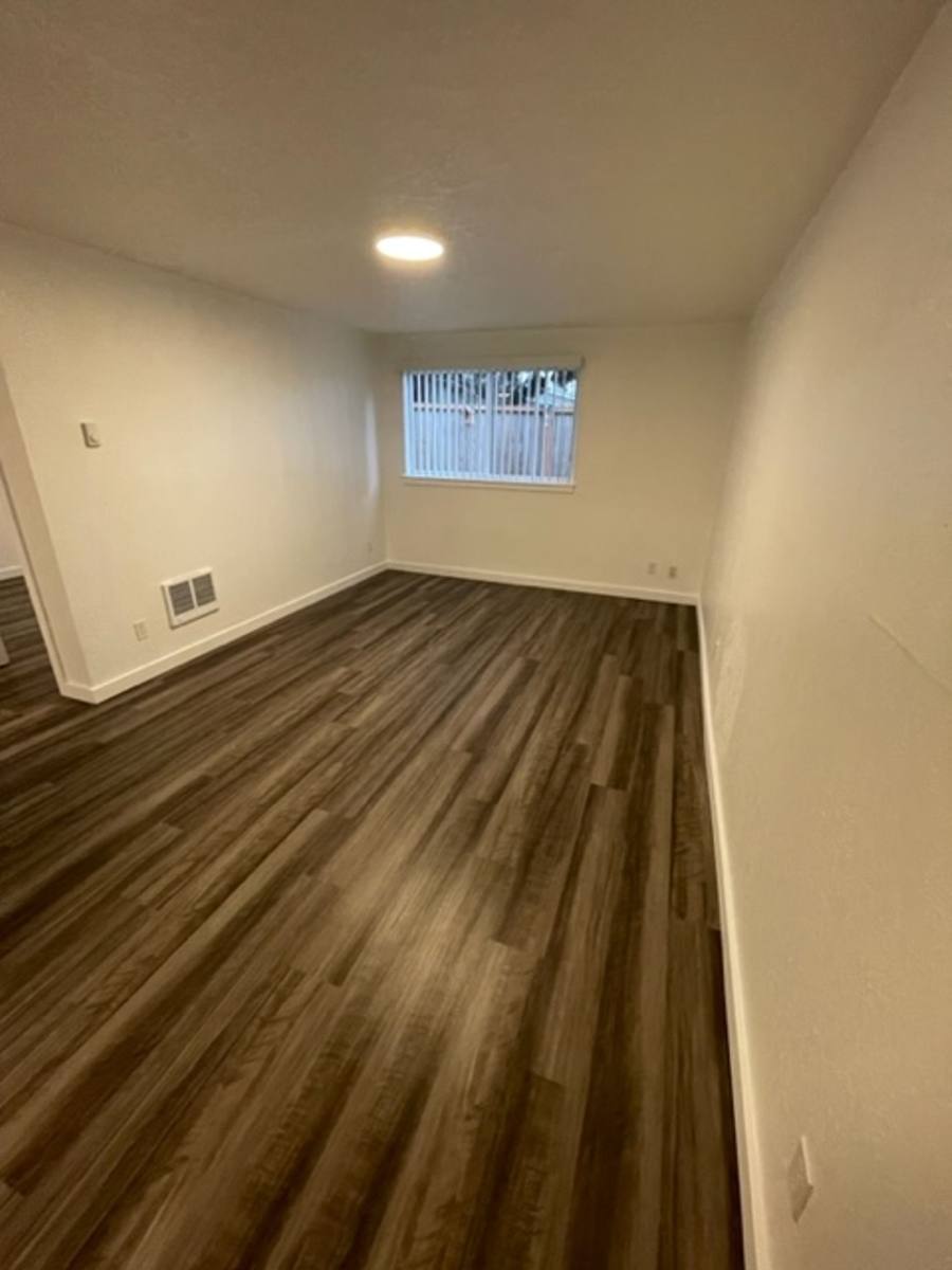 Apartment for rent at 4230-4242 State St, Salem, OR 97301