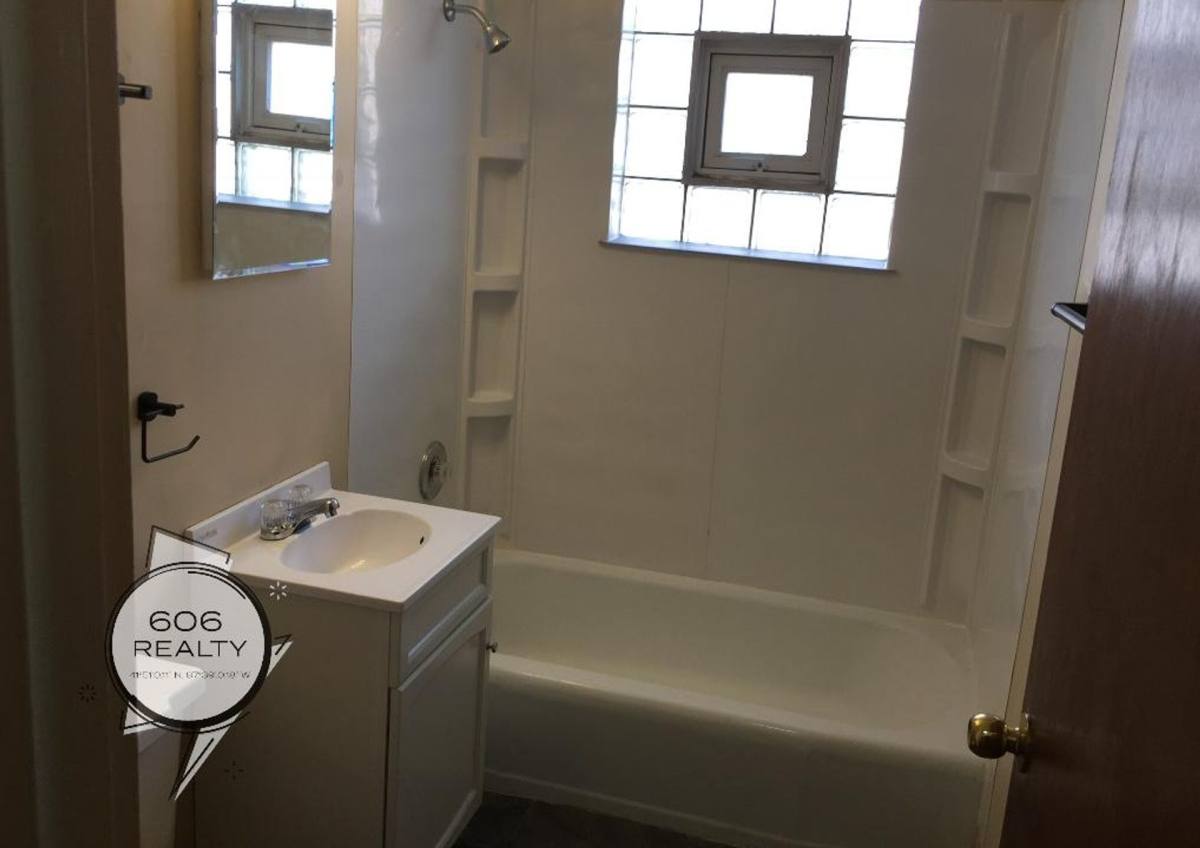 Apartment for rent at 1246-48 S 51st Court, Cicero, IL 60804