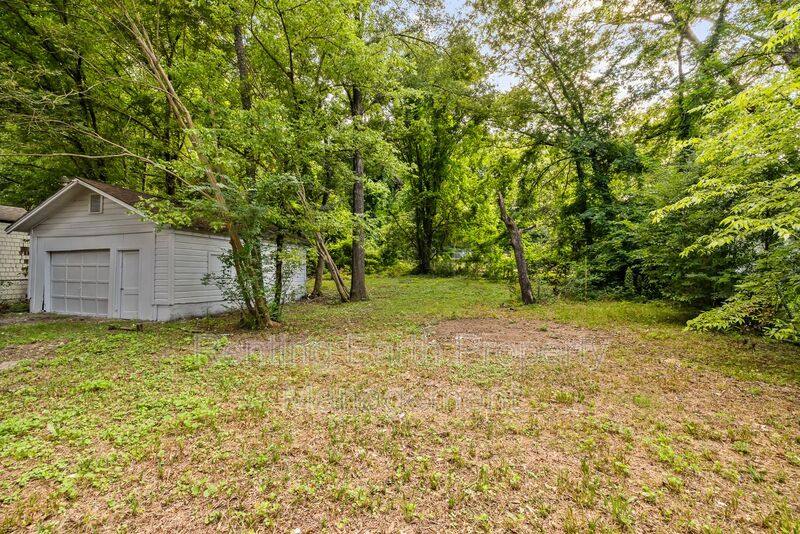 House for rent at 832 Meadowbrook Dr, Birmingham, AL 35215