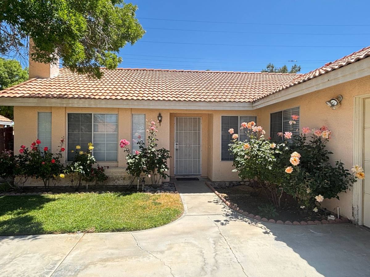 House for rent at 1734 E Lightcap St, Lancaster, CA 93535