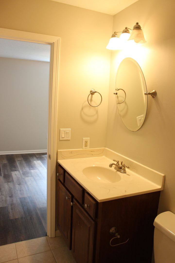 Apartment for rent at 1312, 1314 White Oak Lane, Columbia, MO 65203