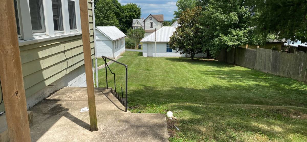 Apartment for rent at 523 Center St, Chambersburg, PA 17201