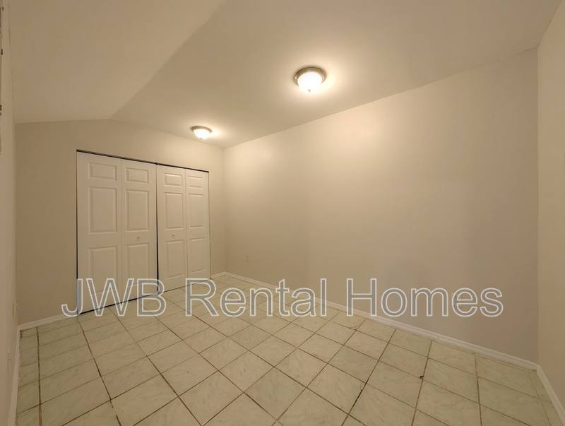 Apartment for rent at 1379 Ingleside Ave #B, Jacksonville, FL 32205