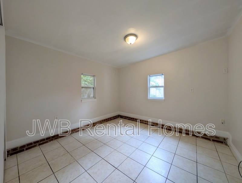 Apartment for rent at 1379 Ingleside Ave #B, Jacksonville, FL 32205