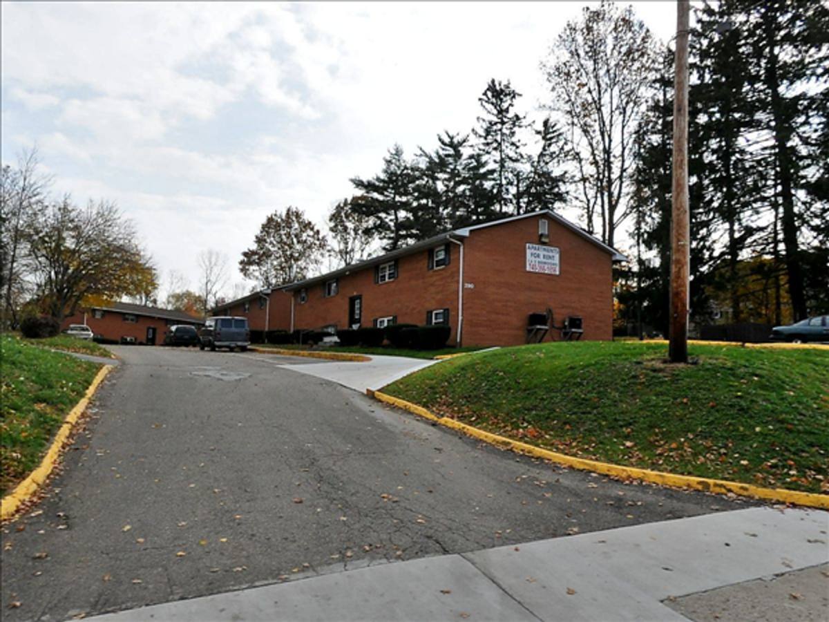 Apartment for rent at 290 W National Rd, Newark, OH 43055