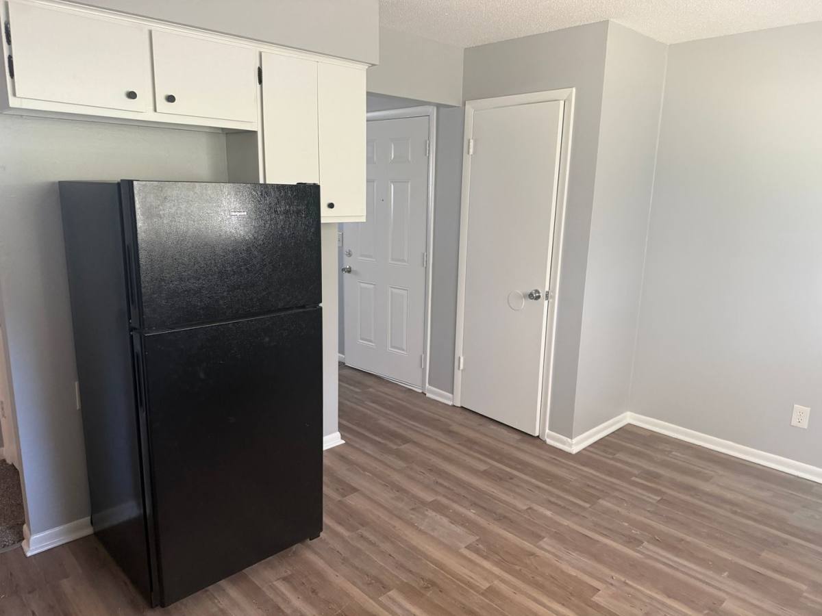Apartment for rent at 290 W National Rd, Newark, OH 43055