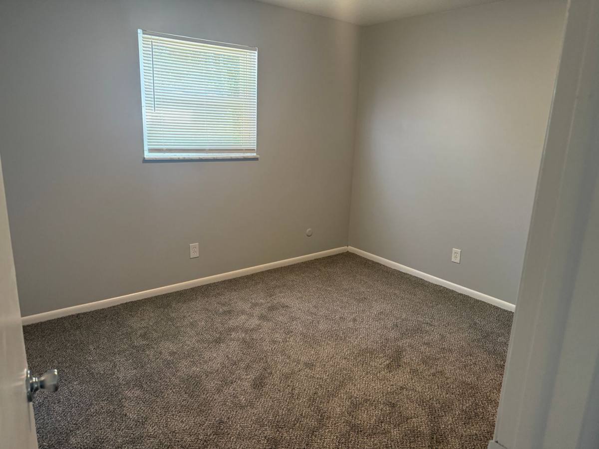 Apartment for rent at 290 W National Rd, Newark, OH 43055
