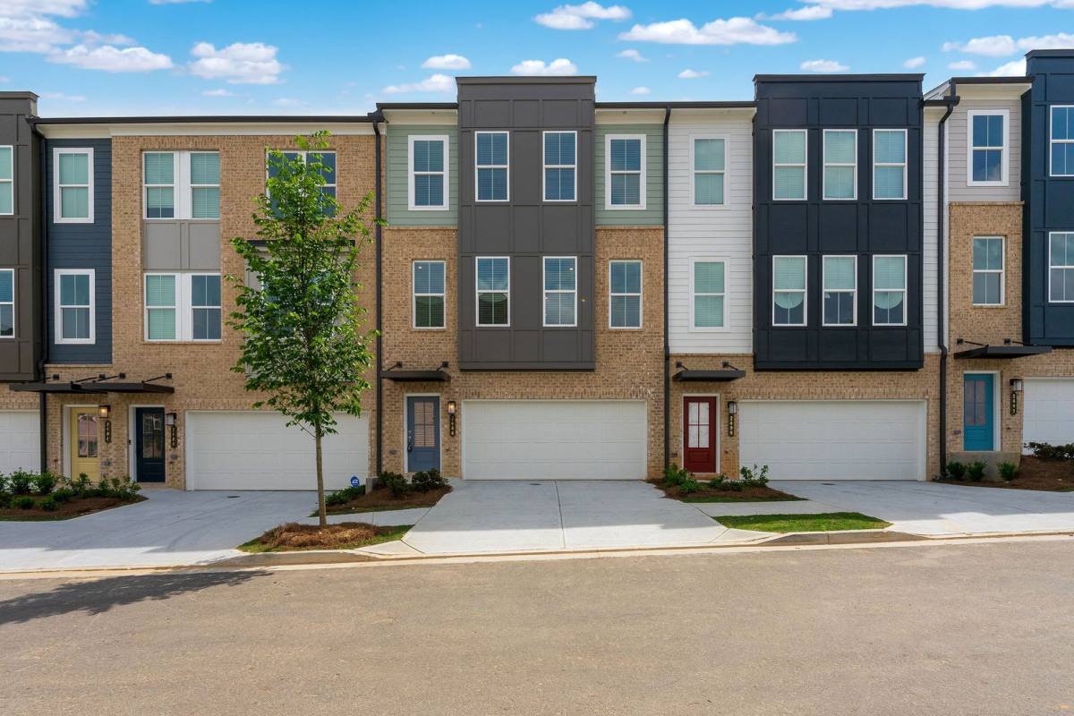 Townhouse for rent at 2688 Creek View Terrace NW, Atlanta, GA 30318