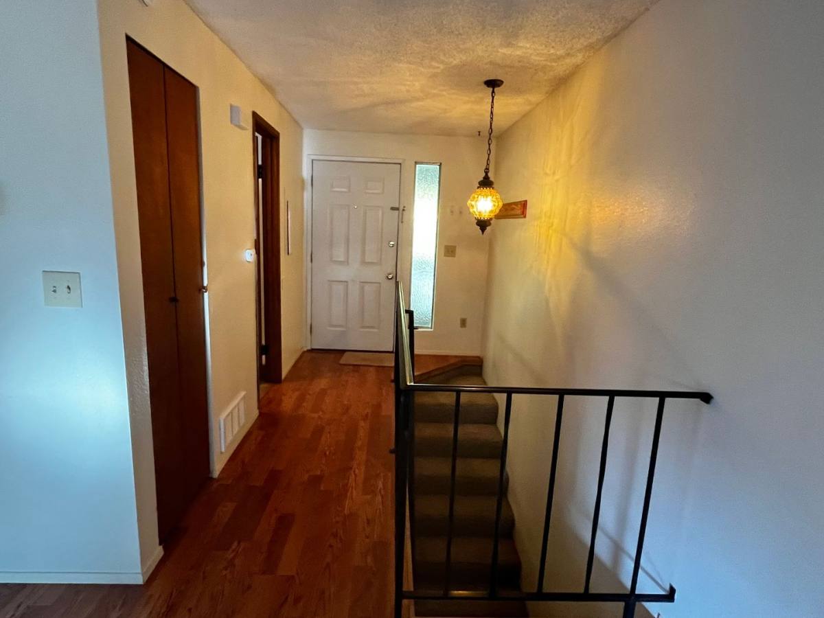 Apartment for rent at 1110 Shorewood Dr, Bremerton, WA 98312