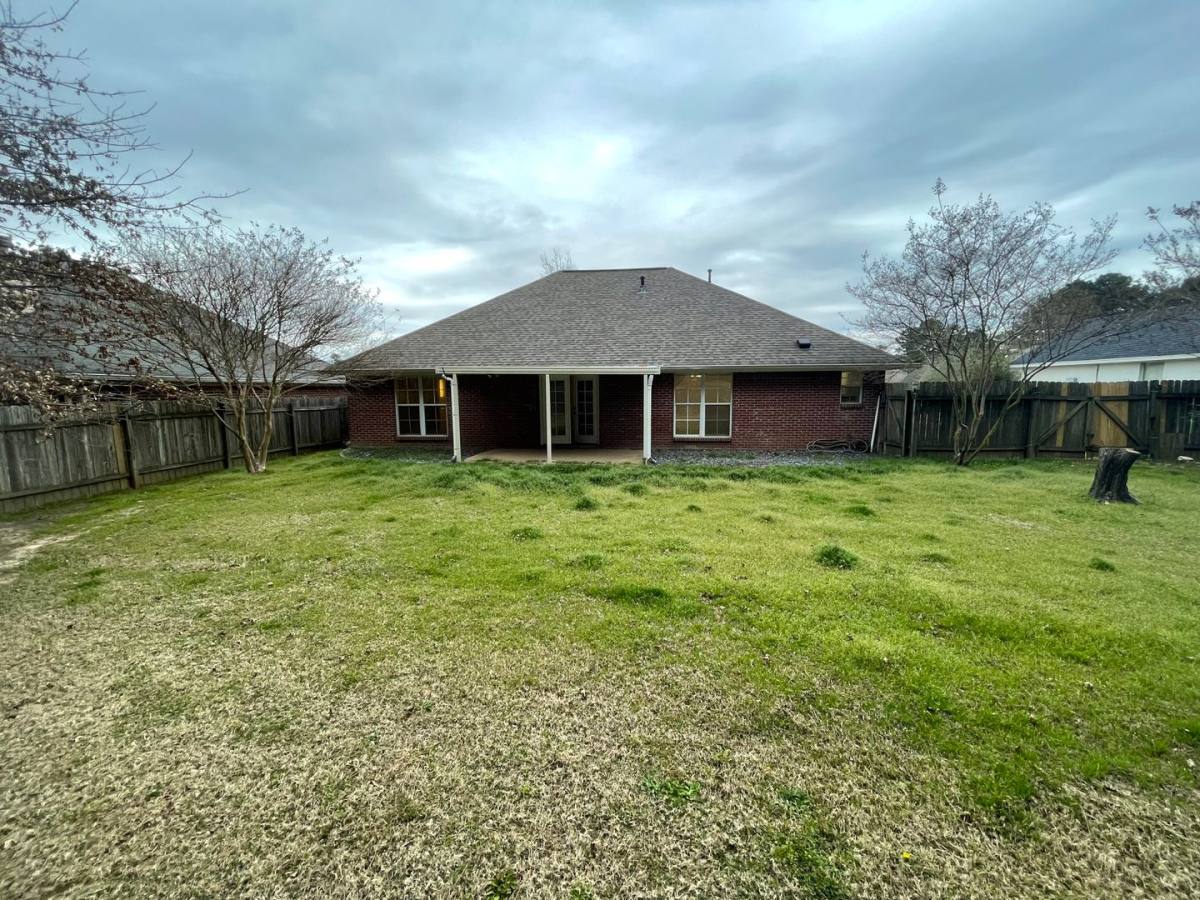House for rent at 119 Ashton Dr, Brandon, MS 39047
