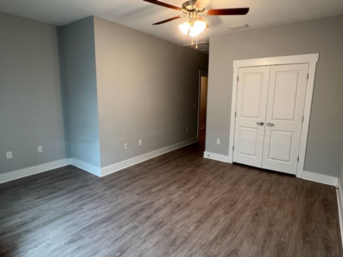 Townhouse for rent at 318 N Sand Palm Rd, Freeport, FL 32439