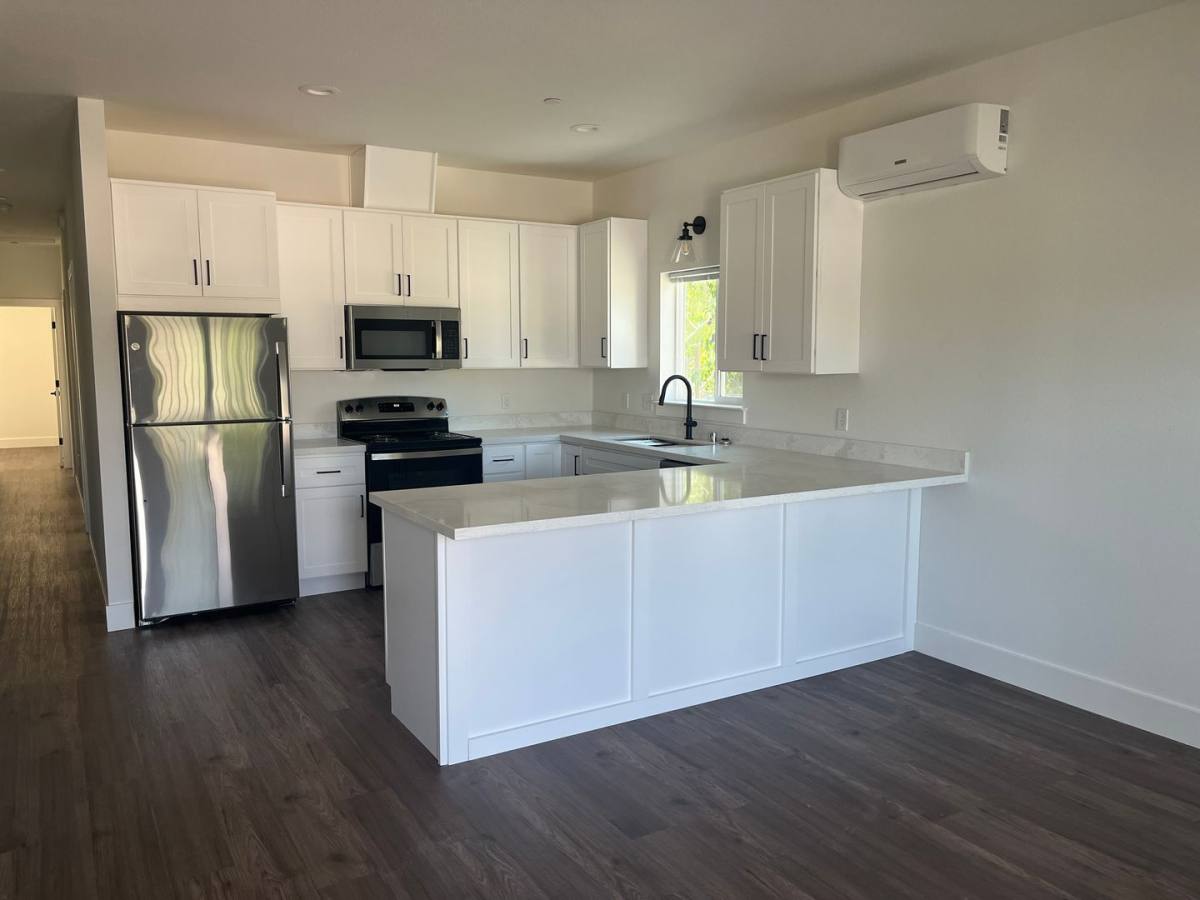 House for rent at 1264 Old Alturas Rd, Redding, CA 96003