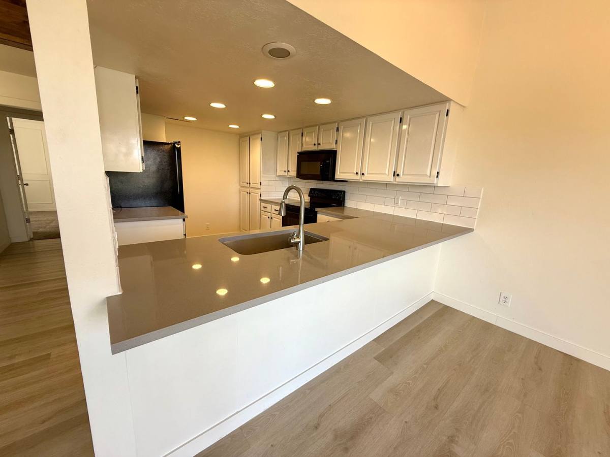 Townhouse for rent at 300 W 2025 S, Saint George, UT 84770