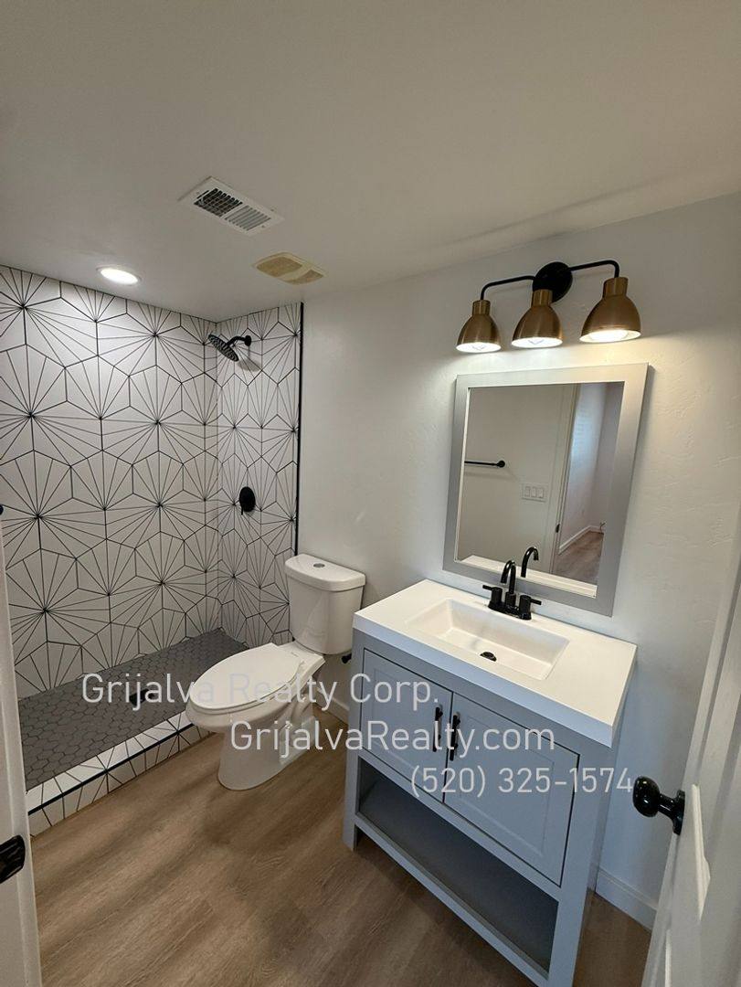 Apartment for rent at 2924 N Winstel Blvd, Tucson, AZ 85716