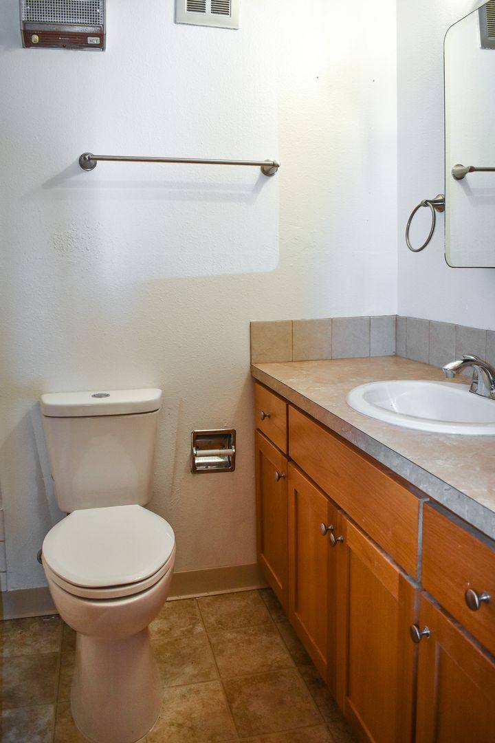 Apartment for rent at 1930 George Washington Way, Richland, WA 99354