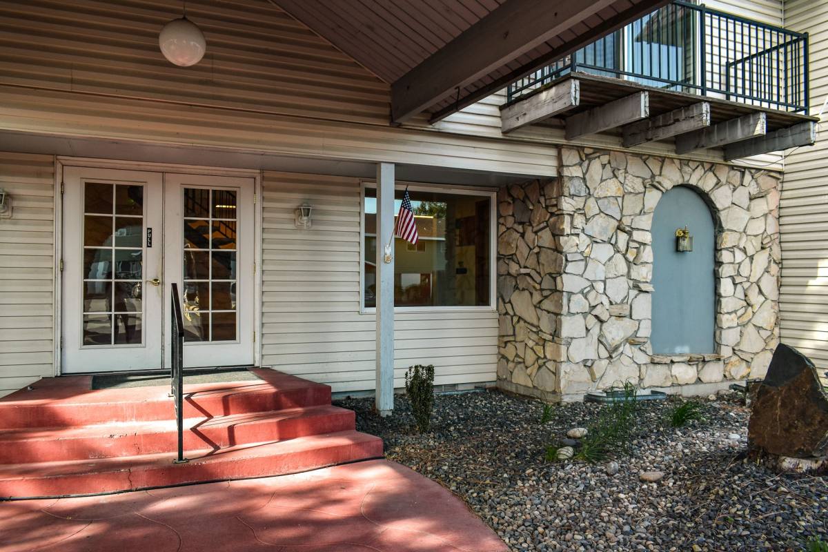 Apartment for rent at 1930 George Washington Way, Richland, WA 99354