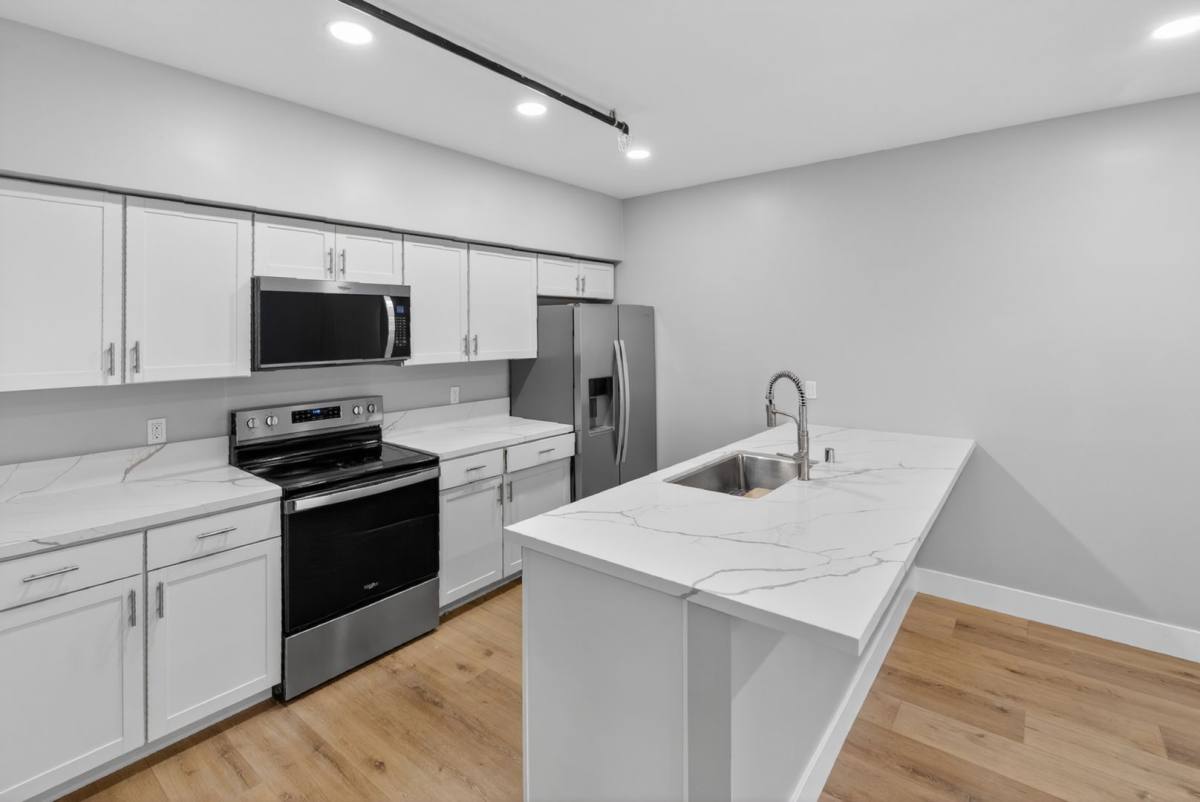 Apartment for rent at 1520 Independence Way, Vista, CA 92084