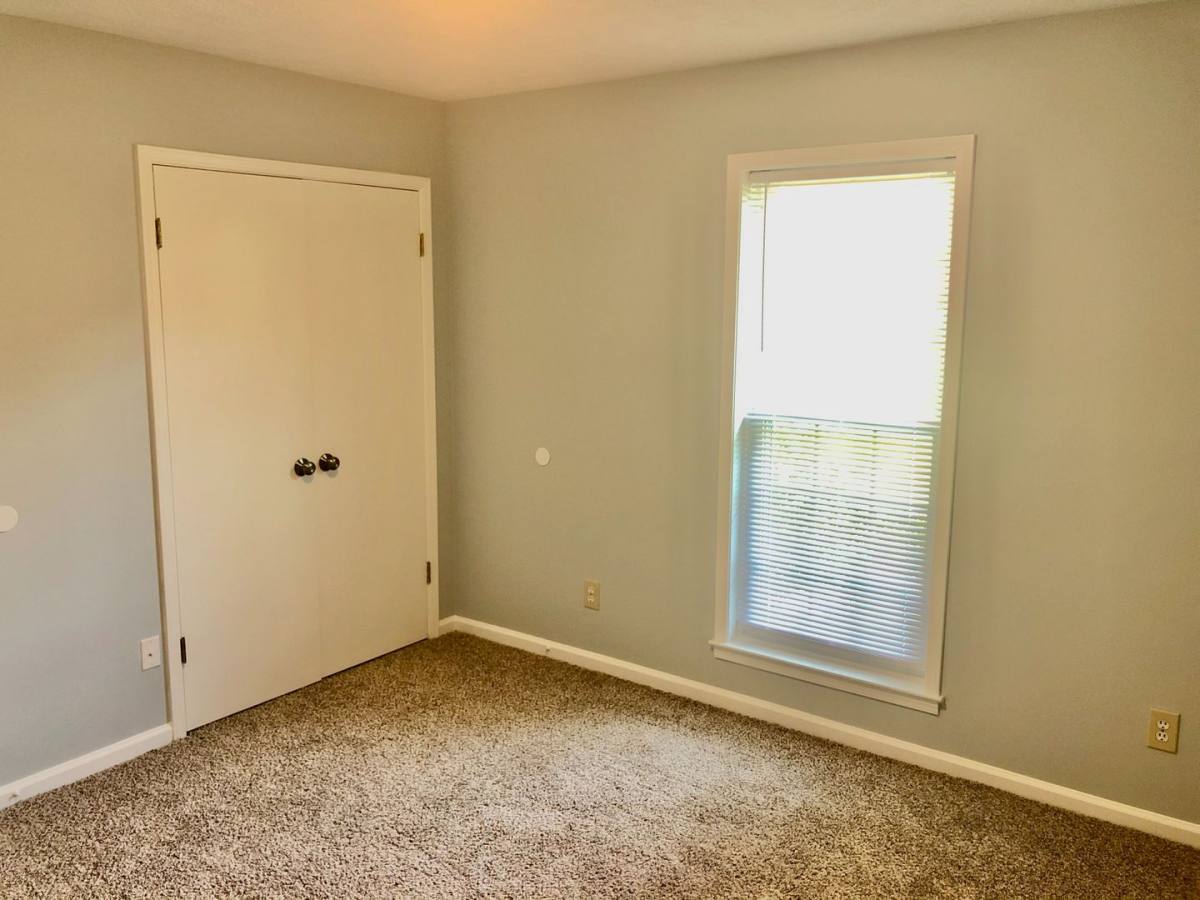 Apartment for rent at 480 Eastdale S Rd, Montgomery, AL 36117
