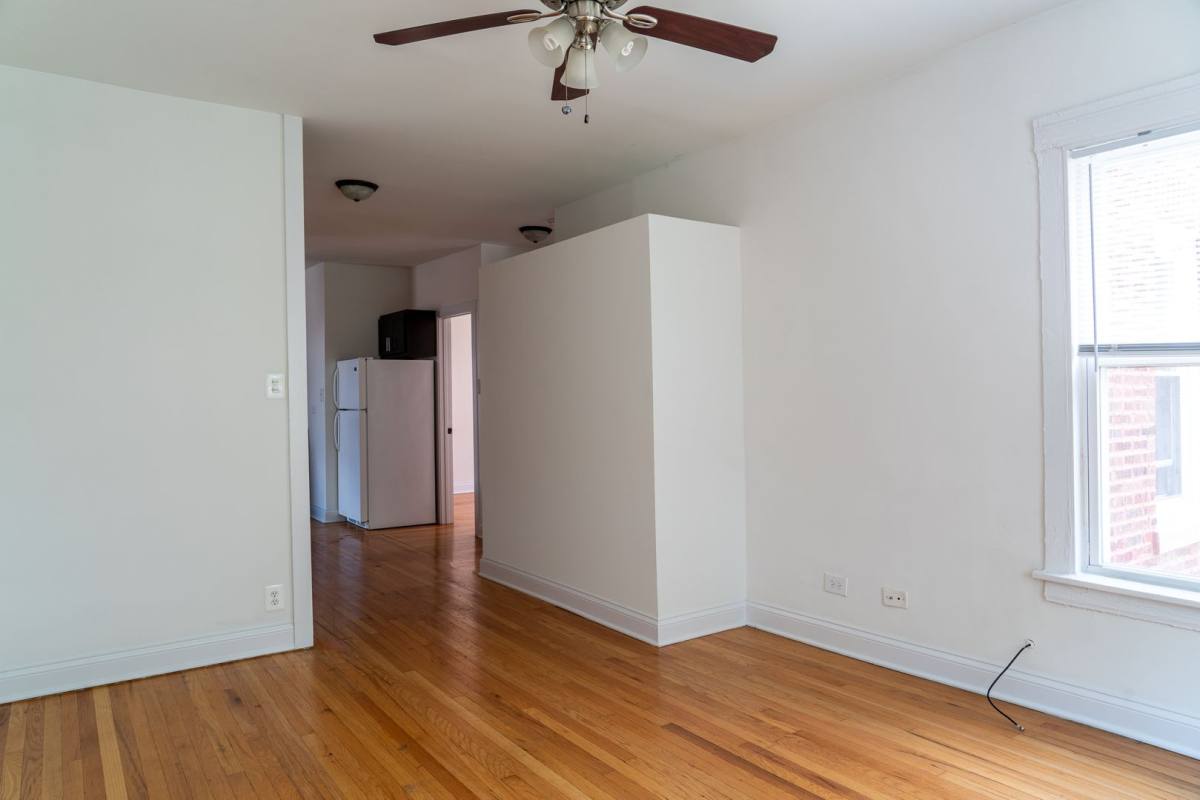 Apartment for rent at 4730 - 4744 N Whipple St, Chicago, IL 60625